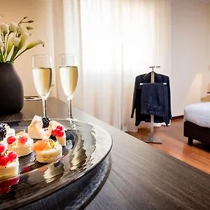 Astoria Palace Отель