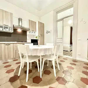 Appartamento Palazzo La Zagara, Palermo