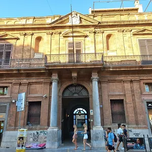 Appartamento Al Palazzo Del Principe Al Massimo, Palermo